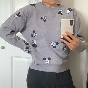 DISNEY Mickey Mouse Sweatshirt